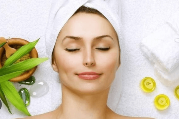 wellhealthorganic.com:winter-skin-care-tips-home-remedies-to-keep-your-skin-moisturised